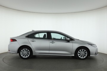 Toyota Corolla XII Sedan 1.5 VVT-i 125KM 2022 Toyota Corolla 1.5 VVT-i, Salon Polska, zdjęcie 5