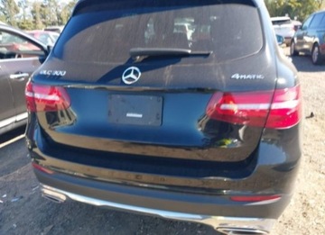 Mercedes GLC C253 2019 Mercedes-Benz GLC 2019, 2.0L, 4x4, od ubezpieczalni, zdjęcie 4