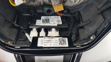 МНОГОФУНКЦИОНАЛЬНОЕ СТАЛЬНОЕ КОЛЕСО С ПОДОГРЕВОМ SKODA OCTAVIA IV EU