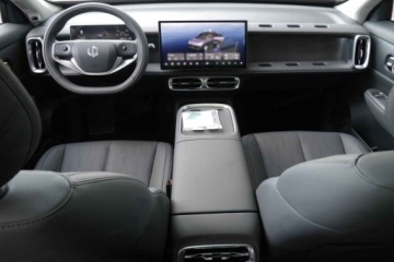 Leapmotor 2026 B10 Design Hybrid EV 18,8 kWh 218KM, zdjęcie 7