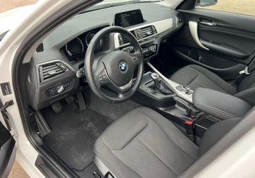 BMW Seria 1 F20-F21 Hatchback 5d Facelifting 2017 118i 136KM 2018 BMW Seria 1 1.5 Benyzna 136KM LED Nawigacja Sensor Klimatyzacja 1.5 Benzyna, zdjęcie 8