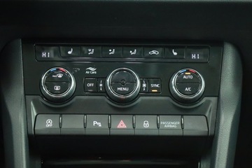 Skoda Karoq Crossover Facelifting 1.5 TSI ACT 150KM 2022 Skoda Karoq 1.5 TSI, Salon Polska, 1. Właściciel, zdjęcie 10