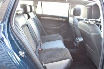 Volkswagen Passat B8 Variant Facelifting 2.0 TDI 240KM 2020 Volkswagen Passat 2.0 TDI 240KM 4x4 Elegance NAVI Podgrz.Szyba Webasto 18, zdjęcie 32