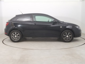 Seat Ibiza IV Hatchback 5d Facelifting 1.2 70KM 2013 Seat Ibiza 1.2 12V, Klima, Tempomat,ALU, zdjęcie 5