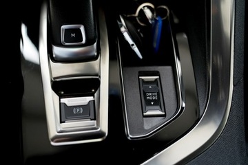 Peugeot 5008 II Crossover Facelifting 1.6 PureTech 180KM 2022 Peugeot 5008 GT kamera Skora adc Nawi PANORAMA bli, zdjęcie 30