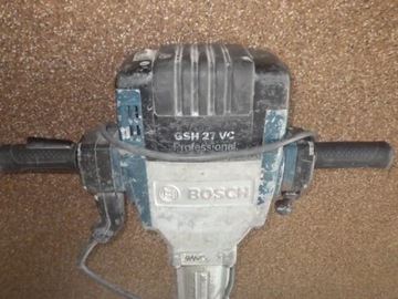 ОТВЕРТОЧНЫЙ МОЛОТОК BOSCH GSH 27 VC