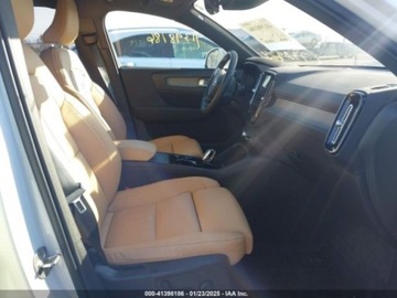Volvo XC40 2022 Volvo XC 40 T5 Inscription 2022 2.0l 2.0 Benzyna 248KM, zdjęcie 9