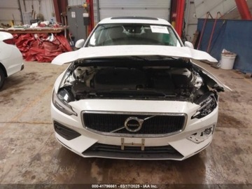 Volvo S60 III 2021 Volvo S60 T5 momentum 2.0 Benzyna 250KM, zdjęcie 5