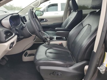 Chrysler Pacifica II 2022 Chrysler Pacifica Touring L 2022 3.6l 3.6 Benzyna 287KM, zdjęcie 7