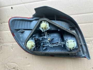 PRAVÁ ZADNÍ SVĚTLO TOYOTA YARIS 1995-2005