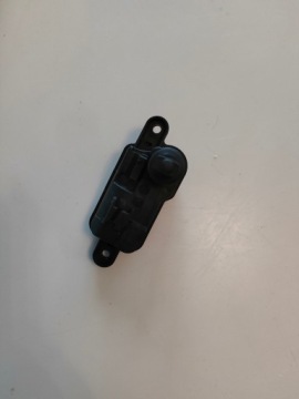 8V4862159, 8V4862159e, VW Audi Seat Skoda serwomotor Klappen des Kraftstoffsbehälters 8V4862159 8V4862159e Dämpfer