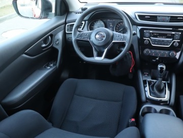 Nissan Qashqai II Crossover Facelifting 1.5 dCi 115KM 2019 Nissan Qashqai 1.5 dCi, Salon Polska, Serwis ASO, zdjęcie 6