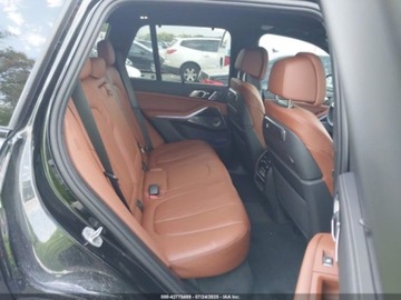 BMW X5 G05 2024 BMW X5 M60i 2024 4.4l 4.4 Benzyna 523KM, zdjęcie 11