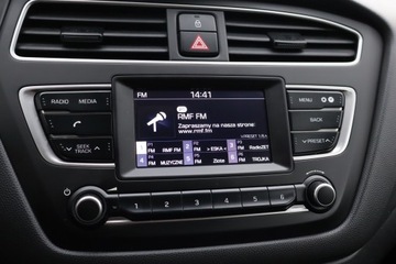 Hyundai i20 II Hatchback 5d Facelifting 1.0 T-GDi 100KM 2018 Hyundai i20 1.0 T-GDI, Salon Polska, zdjęcie 12