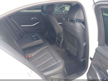 BMW Seria 3 G20-G21 2022 BMW Seria 3 M340i 2022 3.0l 3.0 Benzyna 382KM, zdjęcie 13