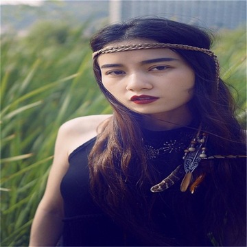 2хПлетеная бархатная повязка на голову в стиле бохо с цыганскими перьями 2 шт.