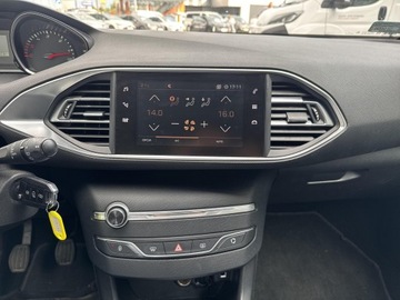 Peugeot 308 II SW Facelifting 1.5 BlueHDI 130KM 2018 Peugeot 308 SW 1.5 BlueHDi Active S&amp;S T9 (2014-), zdjęcie 15