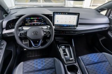 Volkswagen Golf VIII R Facelifting 2.0 TSI 333KM 2026 Volkswagen Golf R 2.0 TSI 4Motion 333 KM DSG -, zdjęcie 12