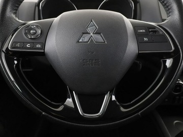 Mitsubishi ASX I SUV Facelifting 2019 2.0 150KM 2019 Mitsubishi ASX Kamera cofania Hak Klimatyzacja, zdjęcie 20