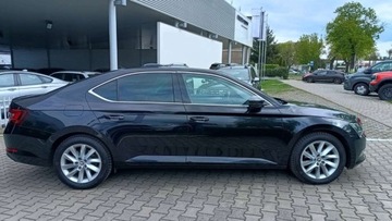 Skoda Superb III Liftback Facelifting 2.0 TDI 190KM 2019 Skoda Superb Dealer, VAT 23, 2,0 TDI 190 KM, D..., zdjęcie 8