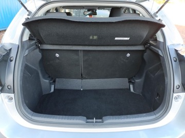 Toyota Yaris IV Hatchback 1.5 Dynamic Force 125KM 2023 Toyota Yaris 1,5-Dual-VVT-iE IV (2020-) 1.5VVT-i 1, zdjęcie 19