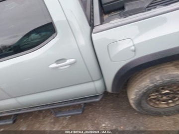 Toyota Tacoma II 2023 Toyota Tacoma Trail Edition 2023 3.5l 3.5 Benzyna 278KM, zdjęcie 2