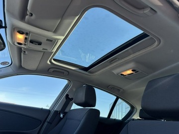 BMW Seria 1 E81/E87 Hatchback 5d E87 2.0 118d 143KM 2009 BMW 118 2.0 diesel 143KM, zdjęcie 10