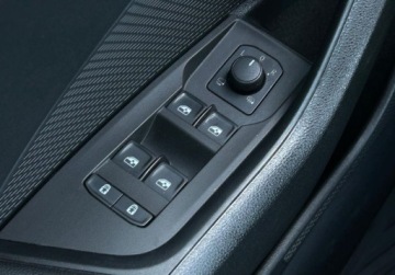 Skoda Octavia IV Kombi 2.0 TDI 150KM 2021 Skoda Octavia Combi Style Pakiet Selection, ACC, Kamera cofania,Podgrzewan, zdjęcie 19