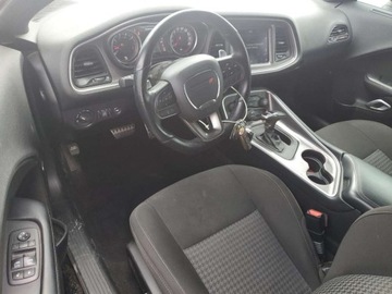 Dodge Challenger III 2021 Dodge Challenger RT Scat Pack 2021 6.4l 6.4 Benzyna 485KM, zdjęcie 8