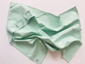 ДЕТСКОЕ ПОЛОТЕНЦЕ С КАПЮШОНОМ 75Х75 СМ LAYETTY