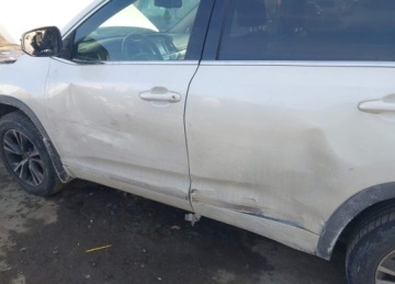 Toyota Highlander II 2016 Toyota Highlander XLE, V6, od ubezpieczalni 3.5 Benzyna 270KM, zdjęcie 6