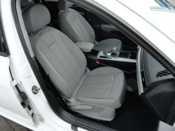 Audi A4 B9 Avant Facelifting 2.0 35 TDI 163KM 2021 Audi A4 Avant S-Line Navi Full Led Digital Kamery 360 Automat 2021 2.0, zdjęcie 10