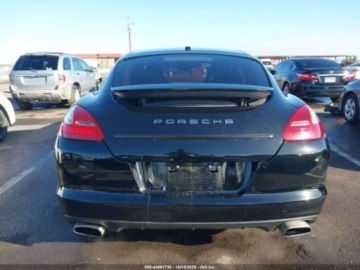 Porsche Panamera I Liftback 3.6 V6 300KM 2011 Porsche Panamera 4 2011 3.6l 3.6 Benzyna 300KM, zdjęcie 4