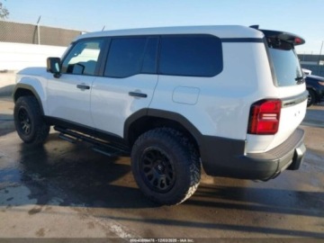 Toyota Land Cruiser VIII 2024 Toyota Land Cruiser 2024 TOYOTA LAND CRUISER 1958 2.4 Hybryda 275KM, zdjęcie 3