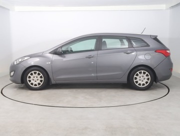 Hyundai i30 II Wagon 1.6 CRDi 110KM 2014 Hyundai i30 1.6 CRDi, Salon Polska, Serwis ASO, zdjęcie 2