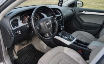 Audi A5 8T Sportback 2.0 TDI 143KM 2010 Audi A5 Sportback 2010r, 2.0 TDI, Automat, Skora, Xenon, Navi, Swietnie ut, zdjęcie 4