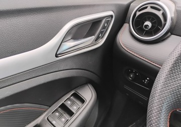 MG ZS I 2023 MG ZS I rej 07.2024r. 1.5 Benzyna. Uszkodzony. Poobijany. Jezdzi. 1.5, zdjęcie 10