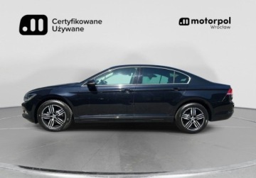 Volkswagen Passat B8 Limousine 1.8 TSI BlueMotion Technology 180KM 2017 Volkswagen Passat Comfortline Pakiet Business, ACC GPS, Czujniki, Keyless, zdjęcie 2
