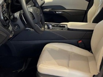 Lexus RX V 2025 LEXUS RX Prestige 450h+ 2.5 Hybrid Plug-in Suv 292KM 2026, zdjęcie 7