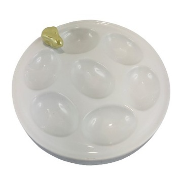 БЕЛАЯ ЯИЧНАЯ ТАРЕЛКА С ЖЕЛТЫМ КРОЛИКОМ