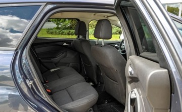 Ford Focus III Kombi 1.0 EcoBoost 125KM 2013 Ford Focus SW 2013 r. Benzyna 125KM, zdjęcie 11