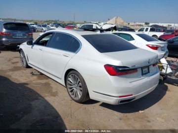 BMW Seria 7 G11-G12 2020 BMW Seria 7 2020 BMW 7 Series 750i xDrive Sedan 4.4 Benzyna 523KM, zdjęcie 3