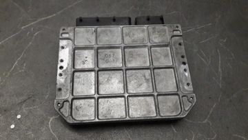 89661-42C10 ŘÍZENÍ MOTORU TOYOTA RAV4 III 2.2