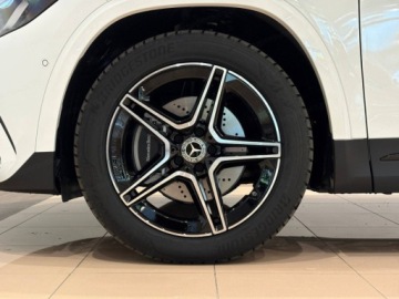 Mercedes GLA II Off-roader Facelifting 1.3 200 163KM 2025 MERCEDES-BENZ GLA 200 AMG Line Suv 1.3 (moc 163 KM) 2025, zdjęcie 17