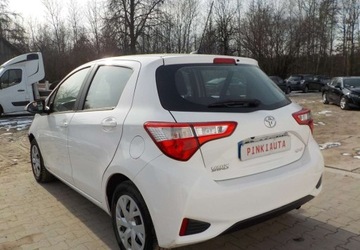 Toyota Yaris III Hatchback 5d Facelifting 2017 1.0 VVT-i 72KM 2020 Toyota Yaris Okazja Benzyna 72KM, zdjęcie 12