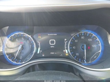 Chrysler Pacifica II 2021 Chrysler Pacifica Touring L 2021 3.6l 3.6 Benzyna 287KM, zdjęcie 10