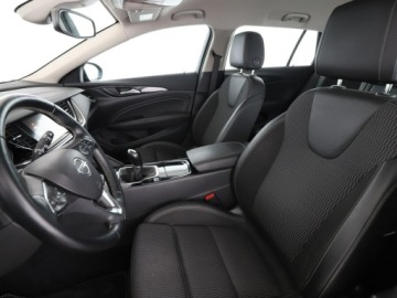 Opel Insignia I Sports Tourer Facelifting 2.0 CDTI Ecotec 170KM 2017 Opel Insignia full LED navi klima auto grzane, zdjęcie 12