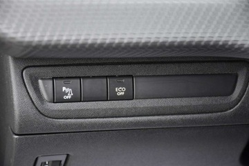 Peugeot 2008 I SUV Facelifting 1.2 PureTech 110KM 2018 Peugeot 2008 NaviKamera SkoraAlcantara Ambiente Led Panorama Klimatronic, zdjęcie 20