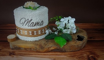 ПОДАРОК ​​МАМЕ НА ДЕНЬ МАТЕРИ ПОЛОТЕНЦЕ с ВЫШИВКОЙ тортик