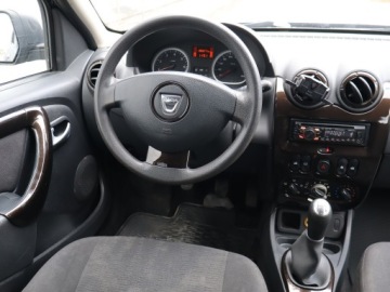 Dacia Duster I SUV 1.6 16V 105KM 2011 Dacia Duster 1.6 16V, Salon Polska, Klima,ALU, zdjęcie 6